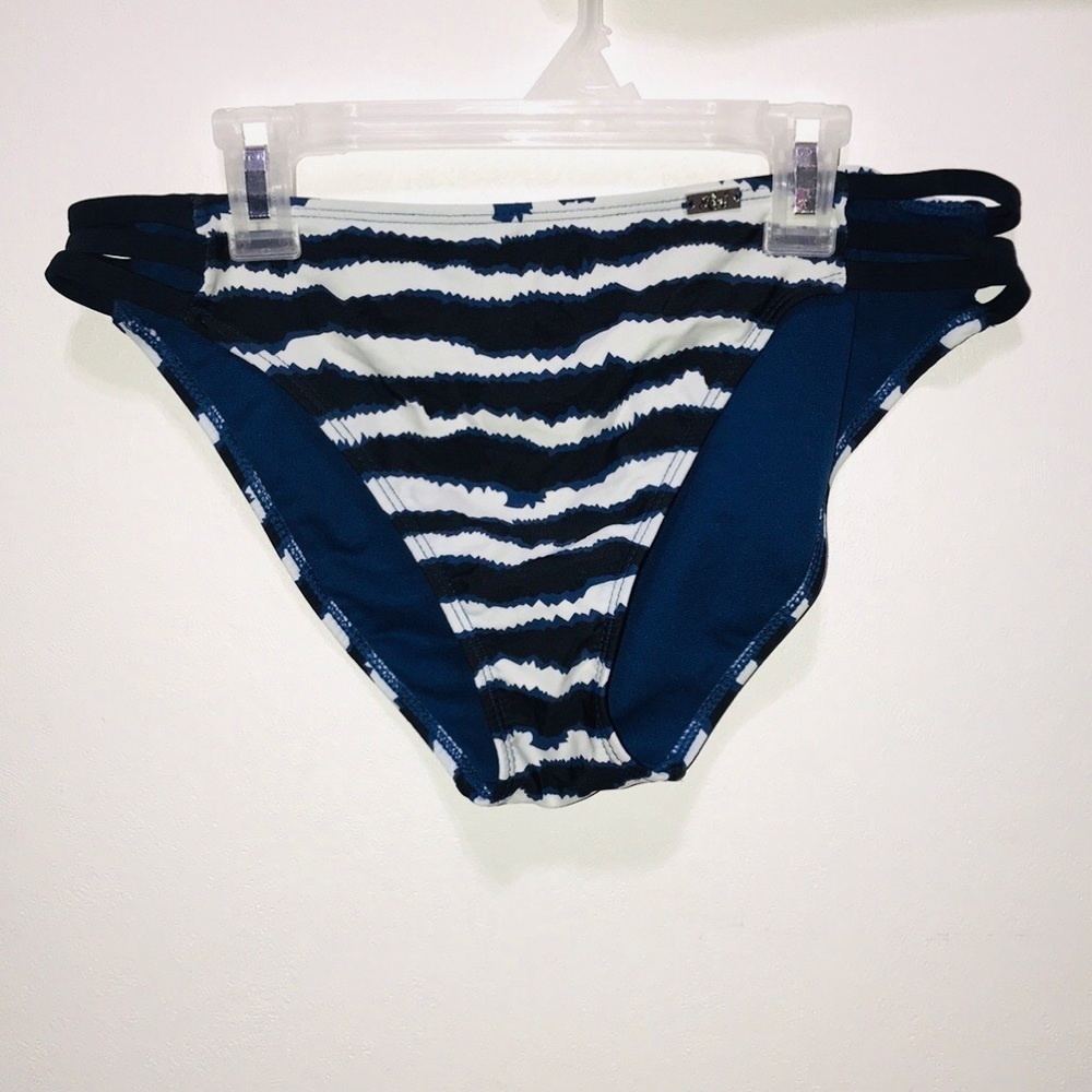 Heat Tie Dye Stripe Blue Bikini Bottom Large